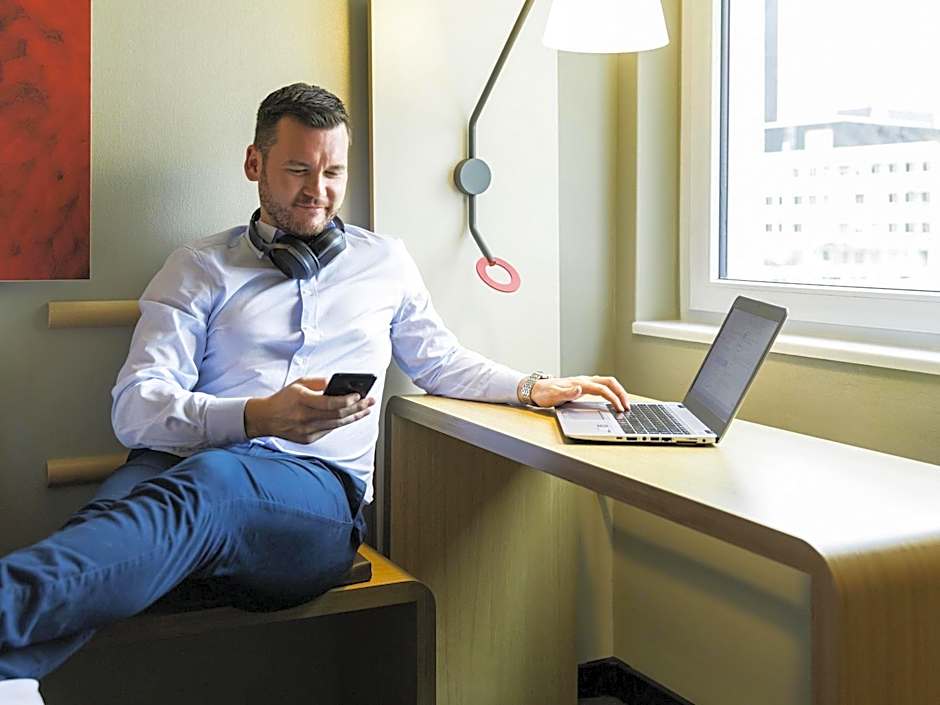 ibis Zurich Messe Airport