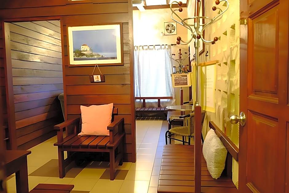 TNT Novelty Vacation House