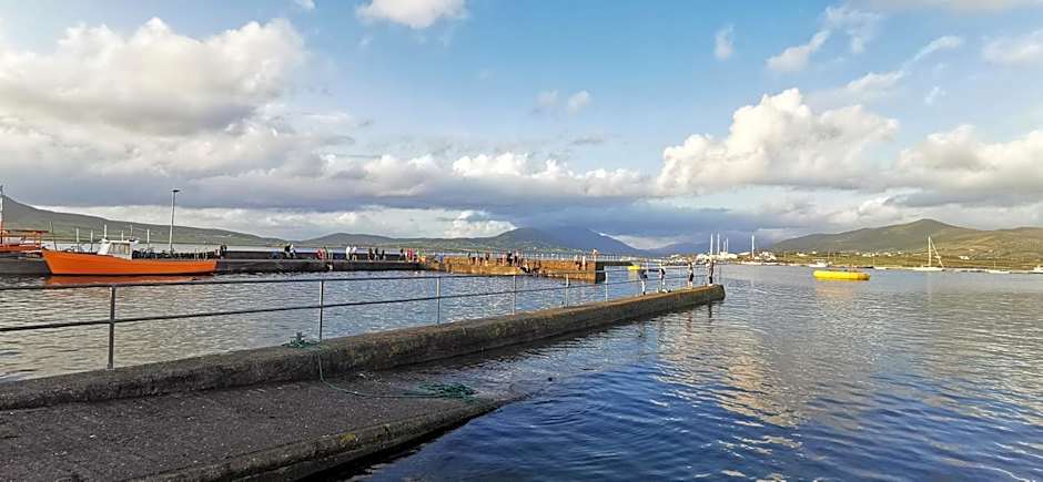 Horizon View Lodge Bed and Breakfast Glanleam Road Knightstown Valentia Island County Kerry V23 W447 Ireland