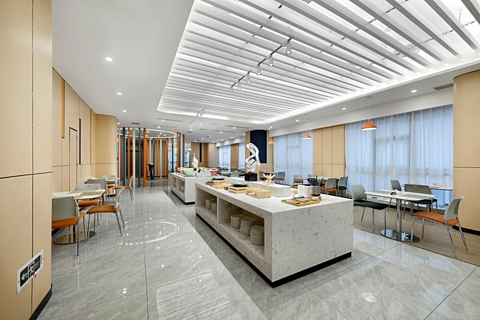 Holiday Inn Express Chongqing Guanyinqiao By IHG