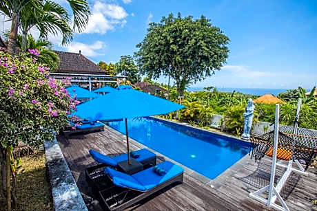 Tatak Bunut Villa Ceningan