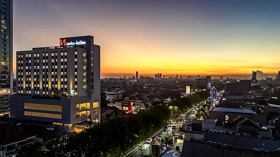 Swiss-Belinn Manyar