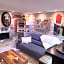 SUITE 785 Chambre Jacuzzi Sauna