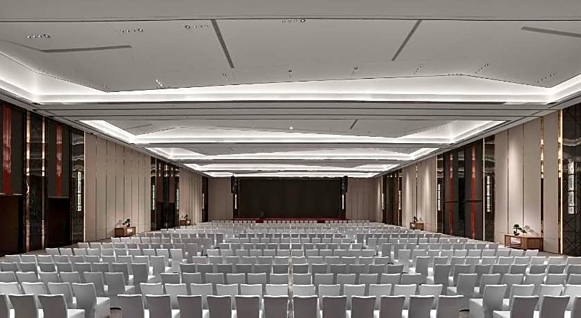 DoubleTree by Hilton Cangnan