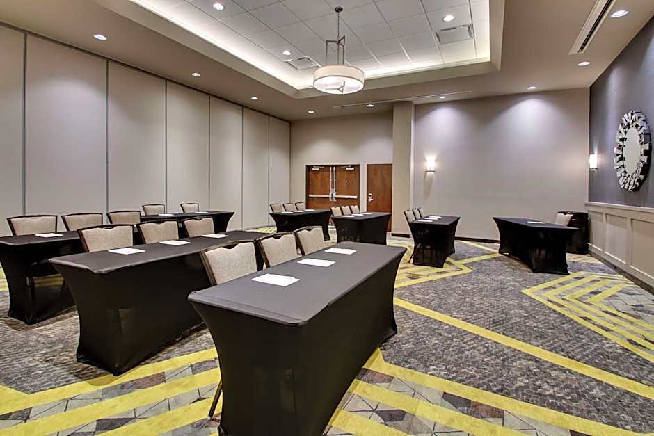 Drury Plaza Hotel Cape Girardeau Conference Center