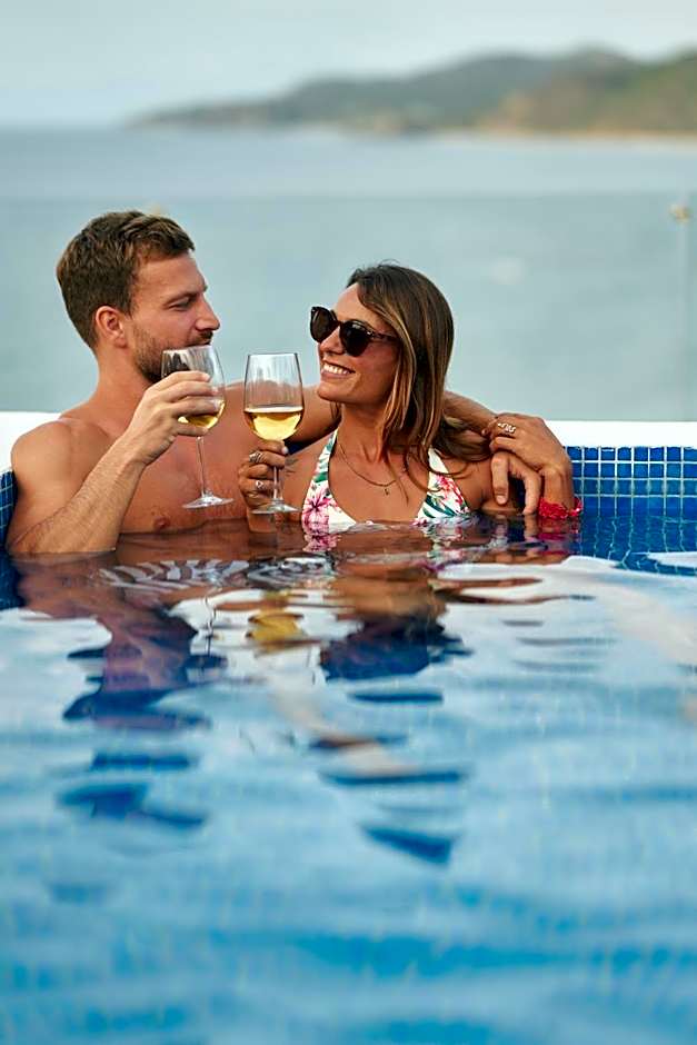 Ysuri Sayulita - Beachfront Hotel