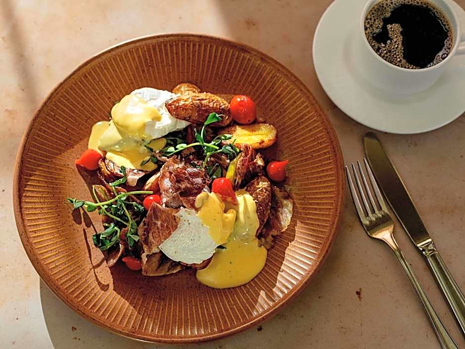 The Fairmont Hotel Macdonald