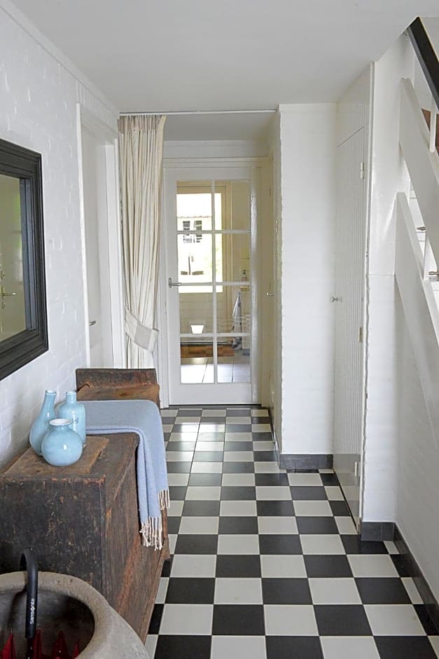 B&B Jonas Home – Venlo, MT