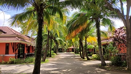 Tonkhao Resort