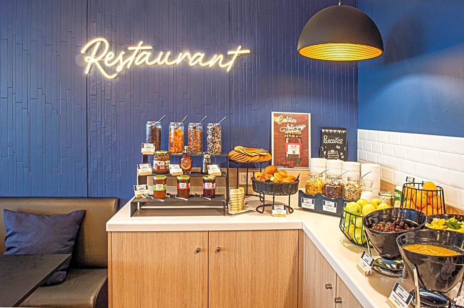 Holiday Inn Express Paris-Canal De La Villette By IHG