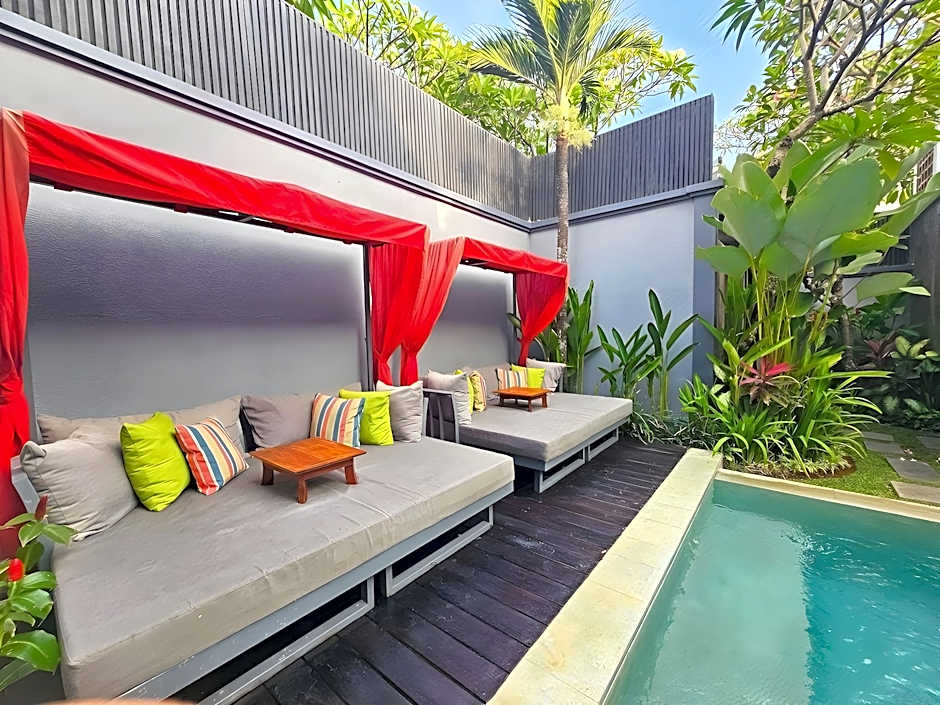 Seminyak Icon - by Karaniya Experience