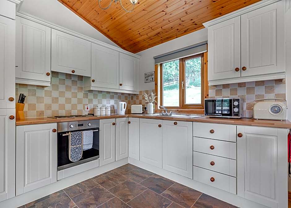 Charlesworth Lodges
