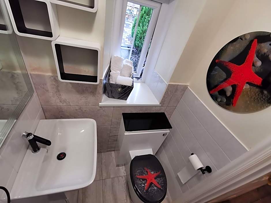 Dolweunydd Bed and Breakfast