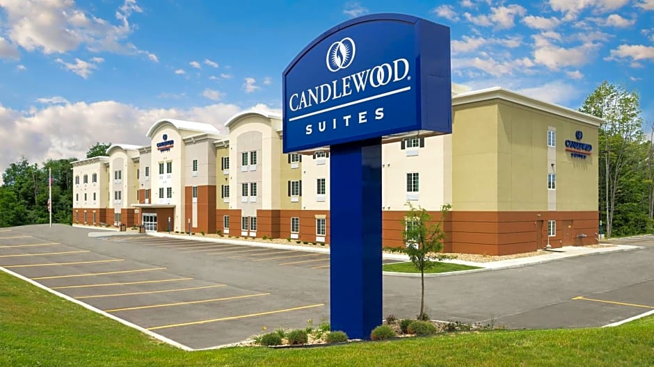 Candlewood Suites GROVE CITY - OUTLET CENTER