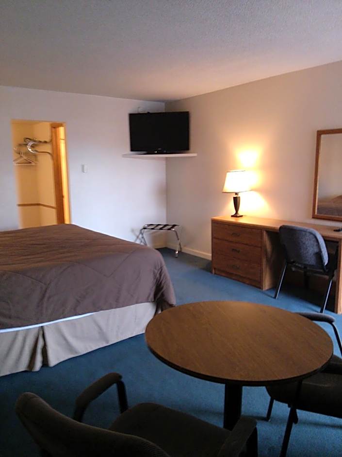 High Chaparral Inn