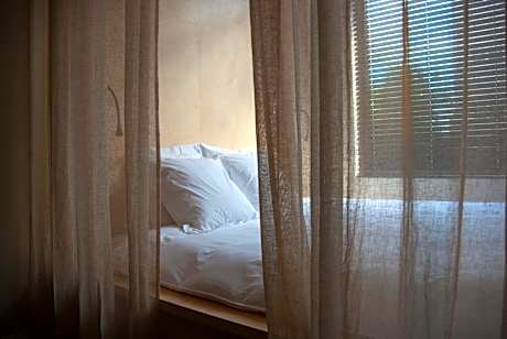 Deluxe Double Room with Private Bathroom