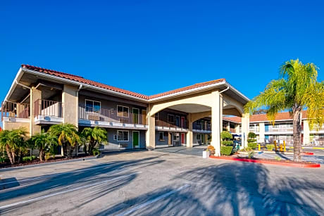 Signature Temecula
