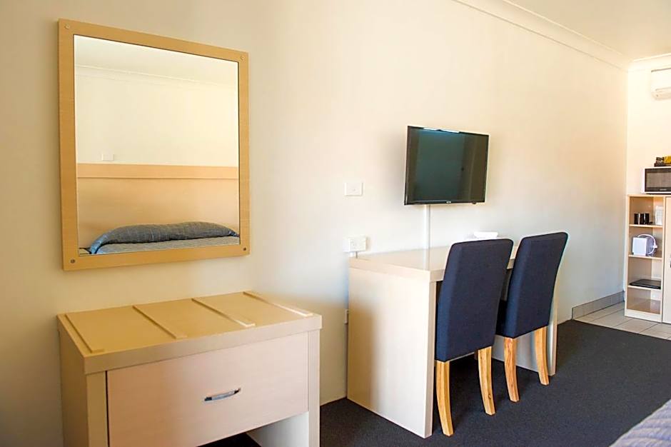 Cherry Blossom Motor Inn