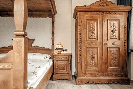 Triple Room with Balcony