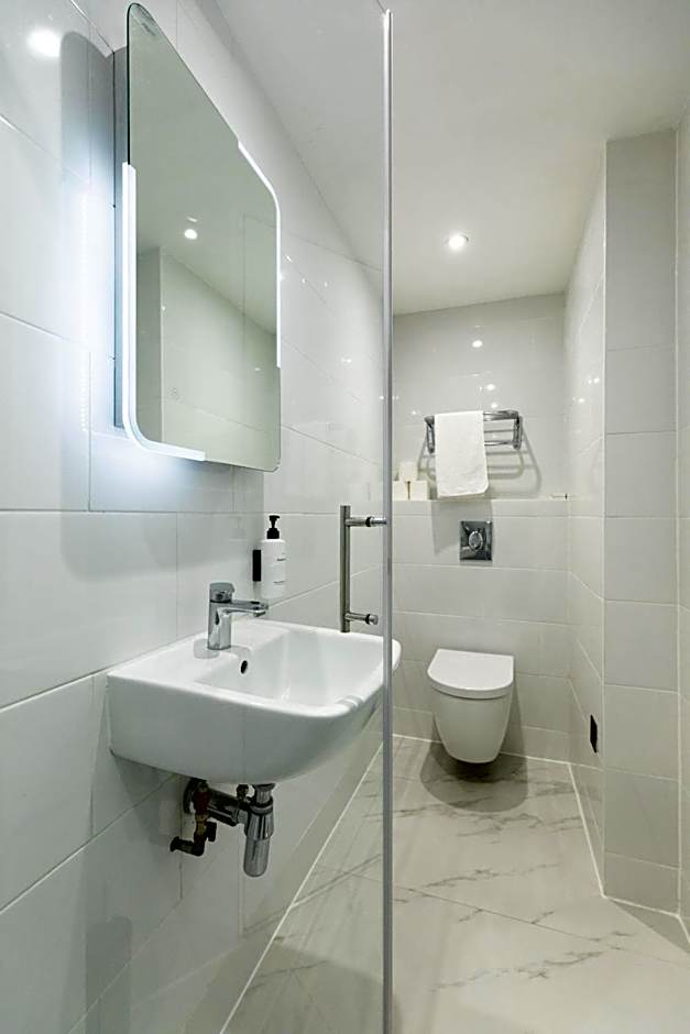 The Chapter Hotels - The J Hyde Park