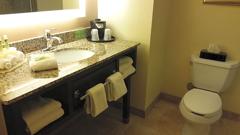 Holiday Inn Express & Suites Missoula Northwest