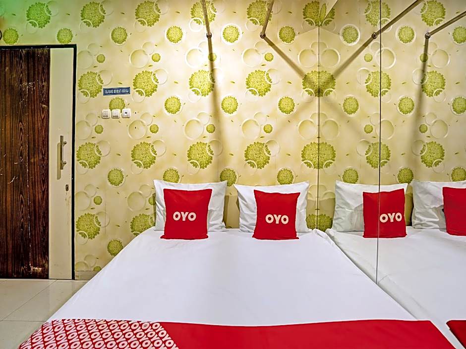 Super OYO Capital O 92633 Spring Hotel Gubeng