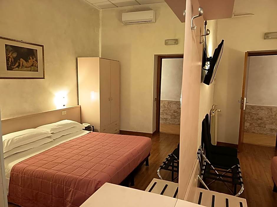 Hotel Julia Trevi - Spagna