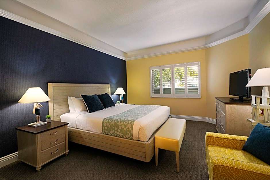 Pismo Lighthouse Suites