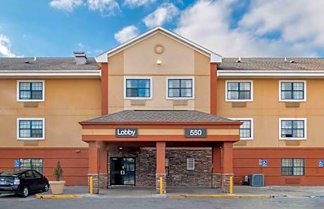 Extended Stay America Suites - Kansas City - South