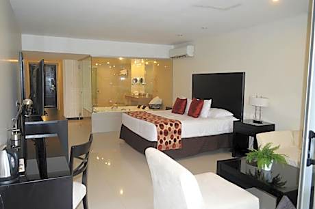 Platinium Suite King with Jacuzzi