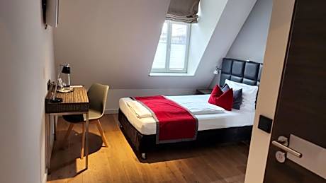 Single Room Economy