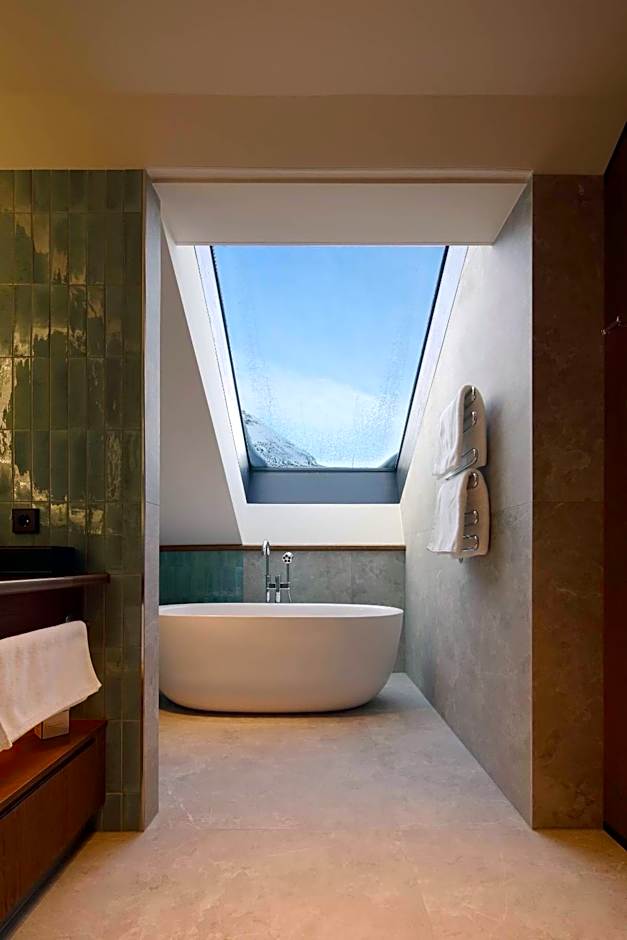 NEW Hotel Kristberg in Lech - new opening since December 2025