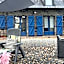 Double & family rooms in Tranquility in Blue