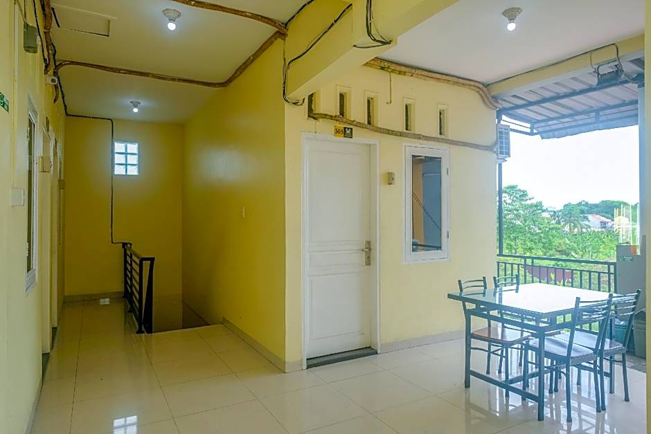 RedDoorz @ Teratai Homestay Medan Amplas