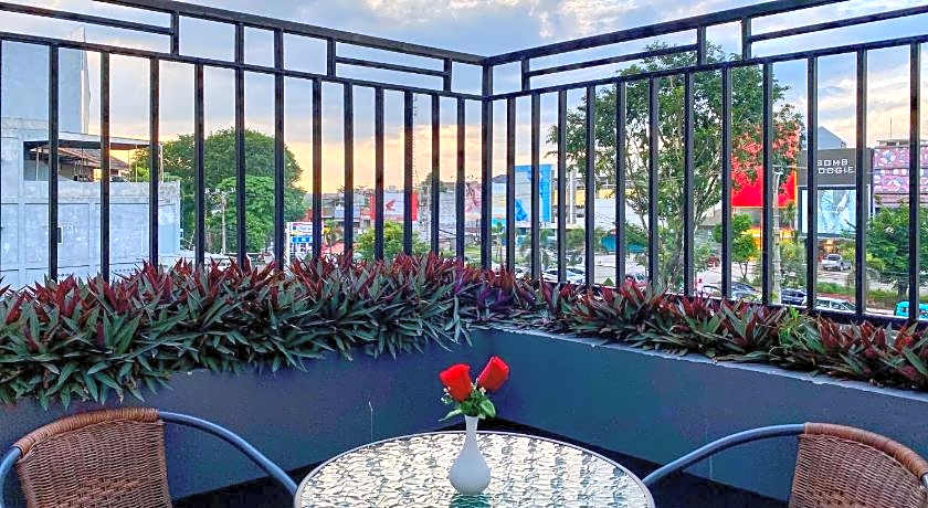 Fave Plus Hotel Palembang