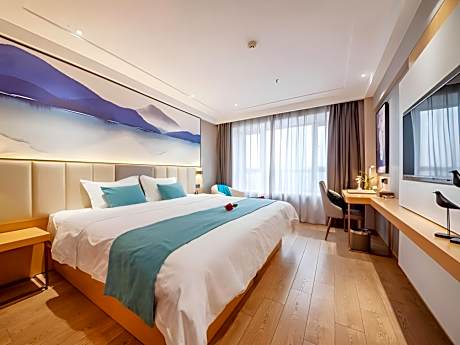 GTI - VX 1 Bed Room, 2.4M Bed