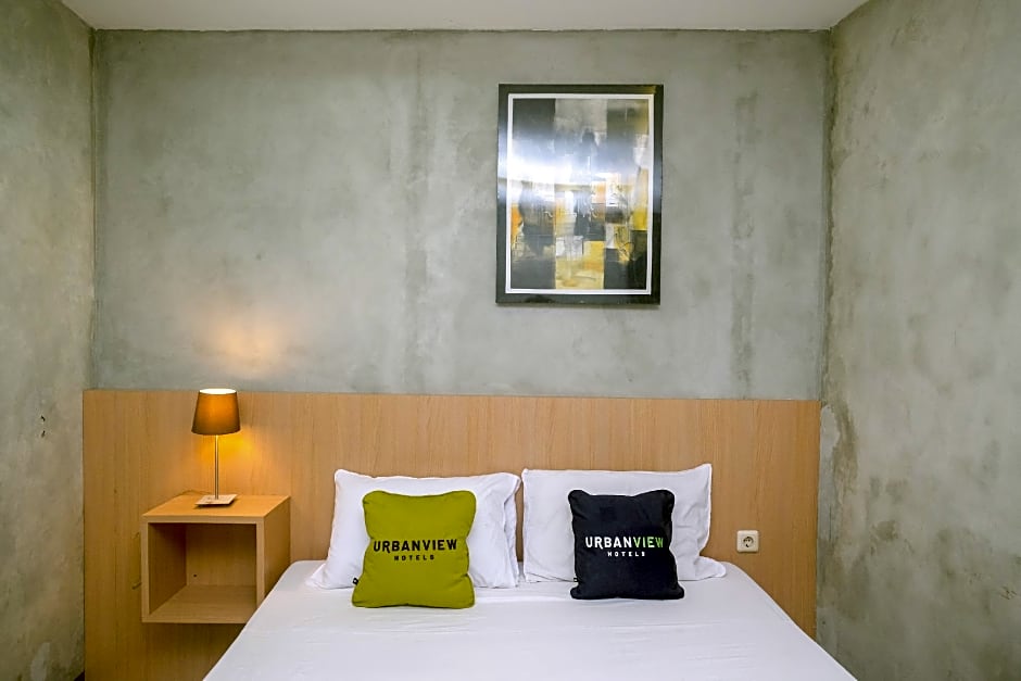 Urbanview Hotel Syariah Artamara Tegal by RedDoorz