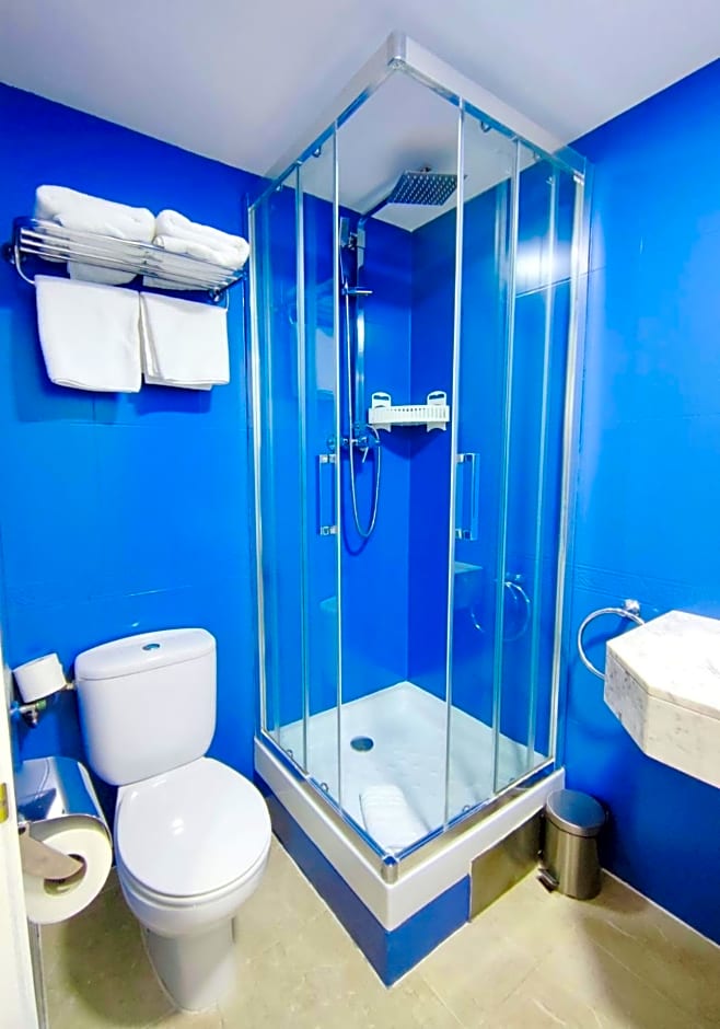 Yomo Hostal BCN Port