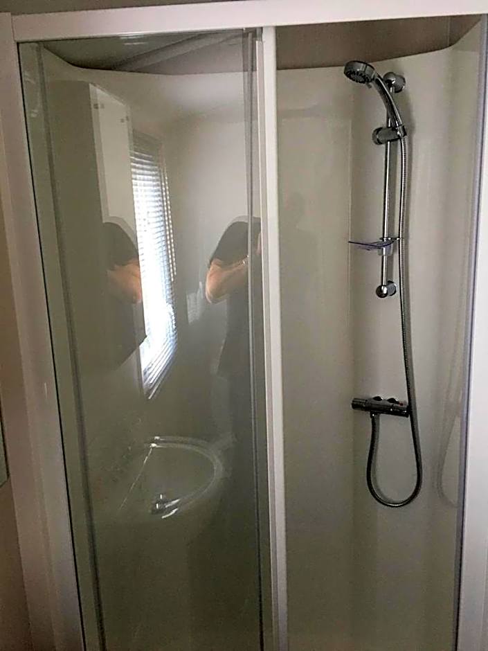 Swan View Haven, Littlesea