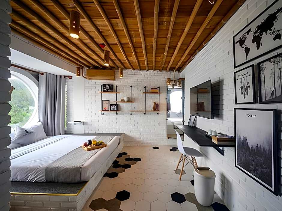 Mira Bai Xep - The Hidden Jewel