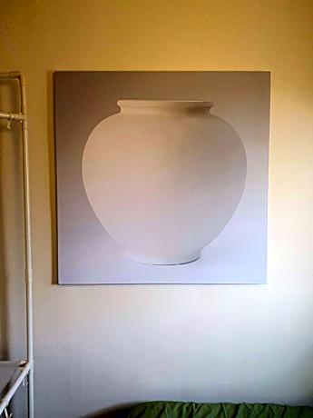 Calm & little house:) so cozy.