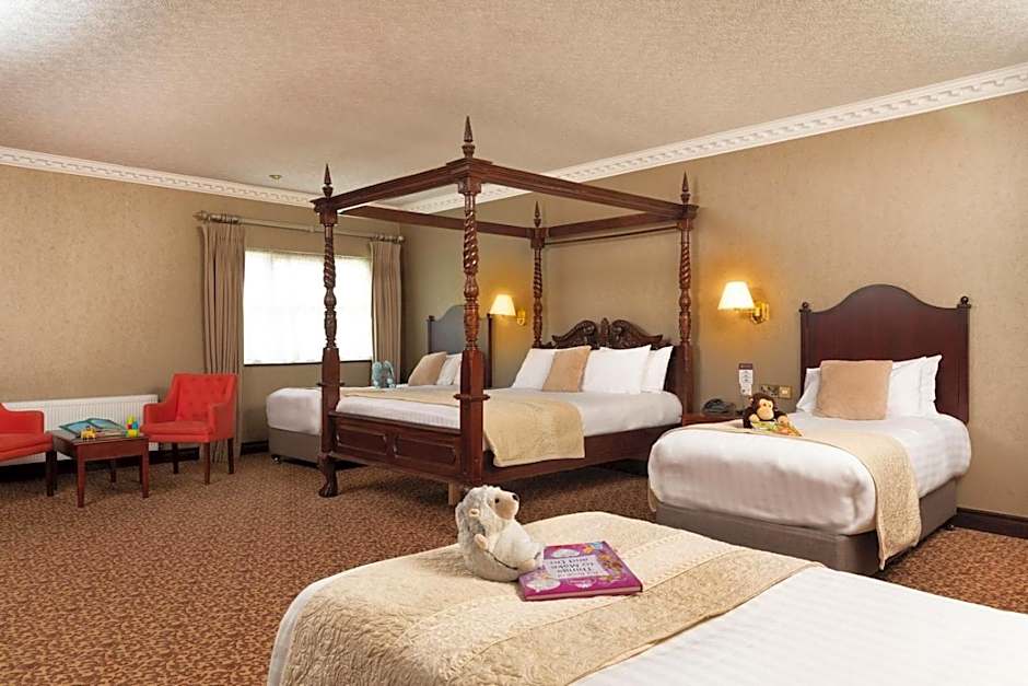Seven Oaks Hotel