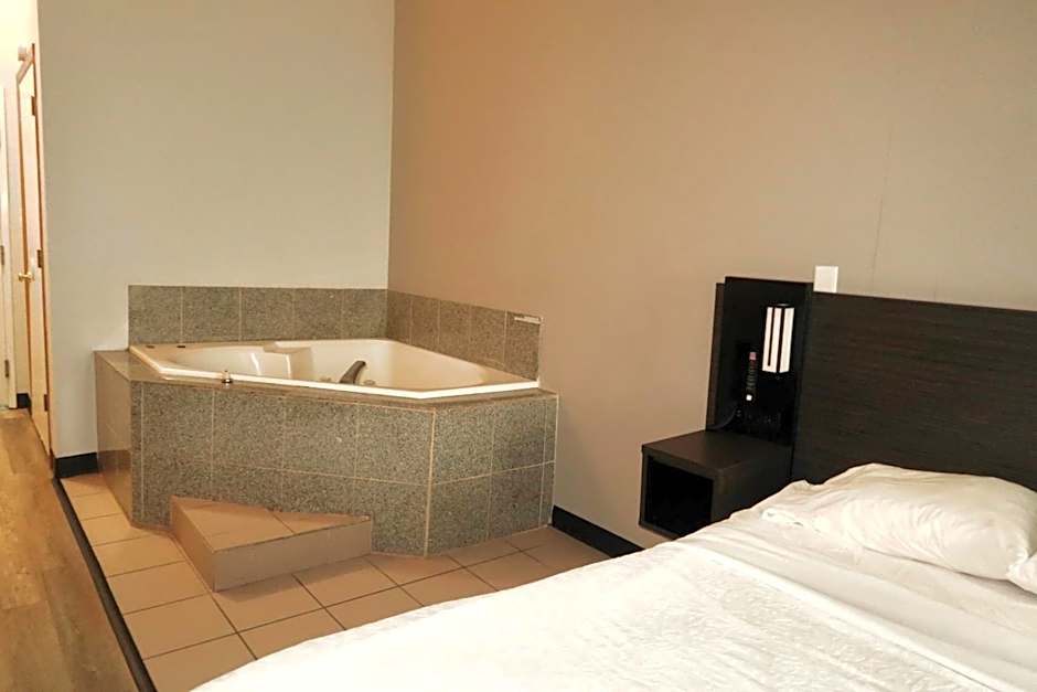 Studio 6 Elkhart, IN