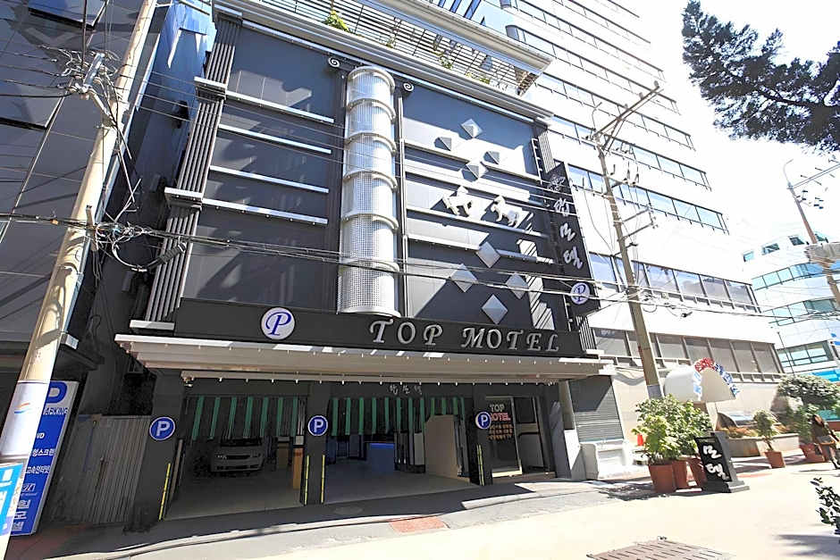 Top Motel