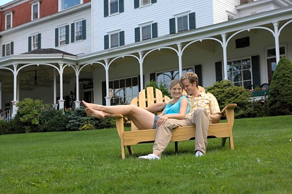 Winter Clove Family Inn