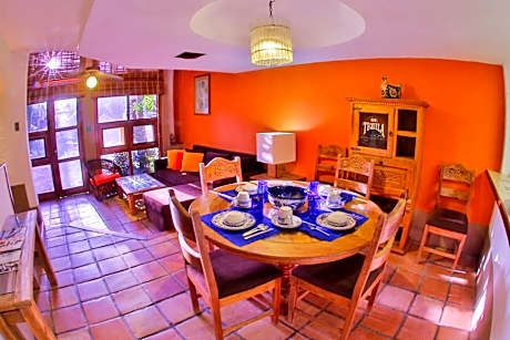 Habitacion Familiar con vista a la piscina