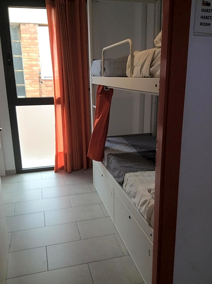 Hostelscat