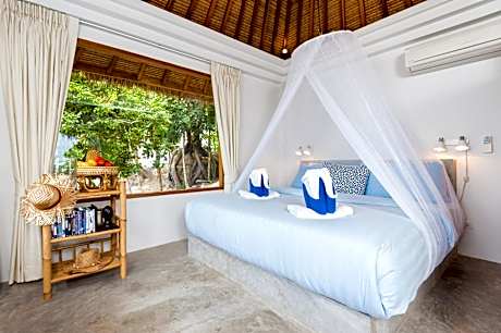 P1 Studio Pool Villa with Sea View
