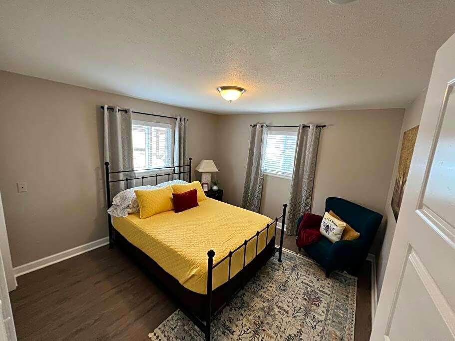 Spacious Westminster 2bd/1ba
