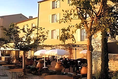Airelles Gordes, La Bastide